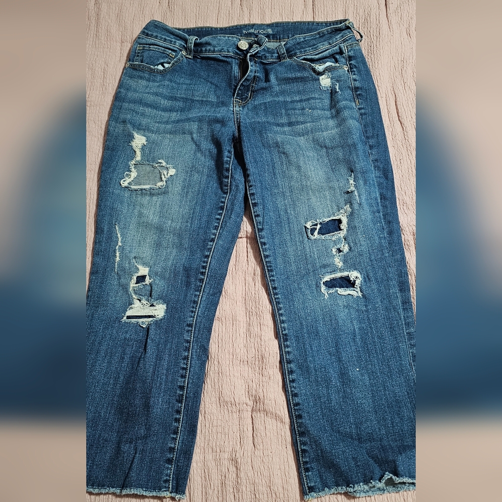 Classic Distressed Women’s Jeans - Blue